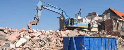 The Benefits of Using Skip Hire Services for Construction Projects